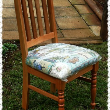 upholstered dining room chair